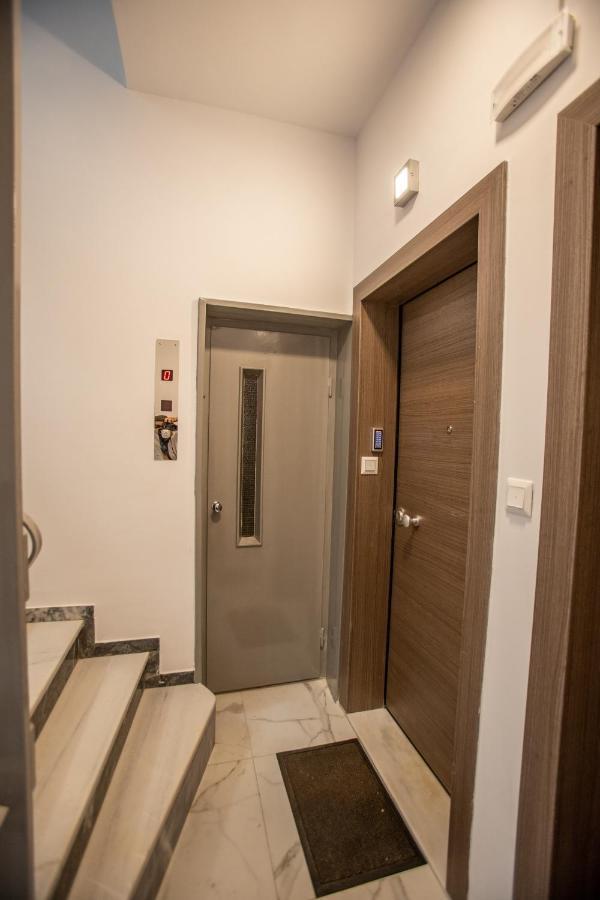 Raise Kifisias Serviced Apartments Athén Kültér fotó